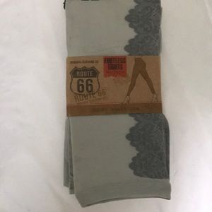 Footless tights with lace detailing